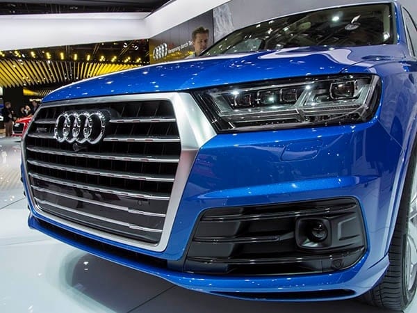 2016-audi-q7-03-600-001