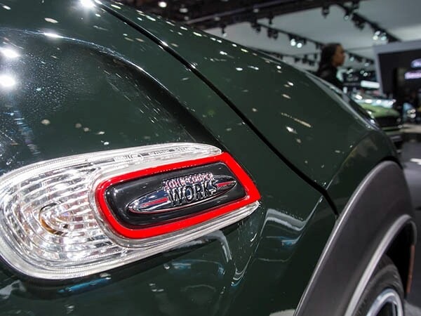 2016-mini-cooper-jcw-04-600-001