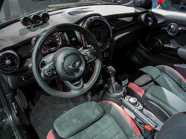 2016-mini-cooper-jcw-06-600-001