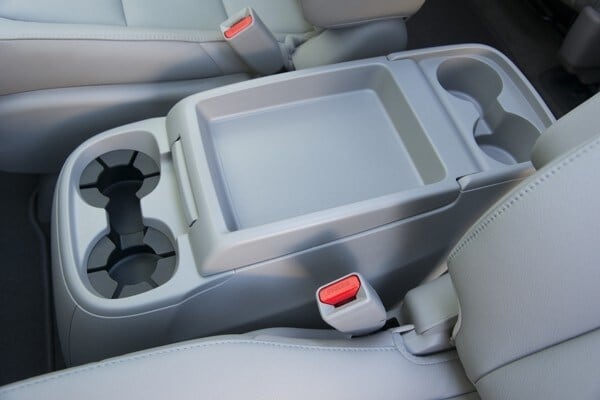 kelley-blue-book-best-buy-2015-honda-odyssey-31-600-001