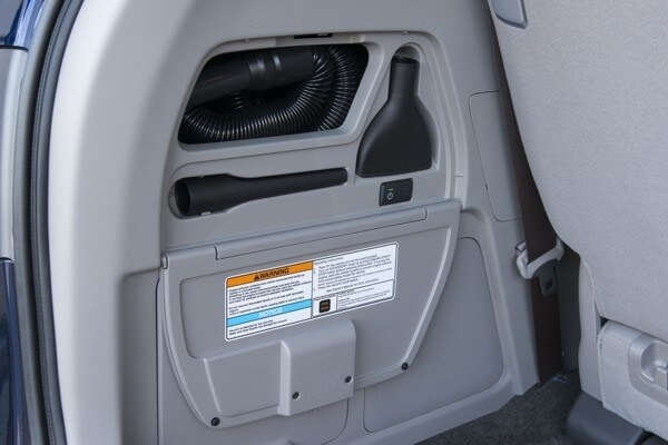 kelley-blue-book-best-buy-2015-honda-odyssey-minivan-3-600-001