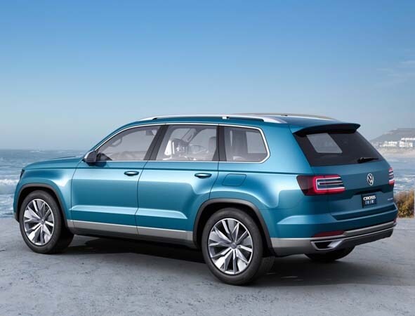 volkswagen-crossblue-concept-rear-static1-600-001