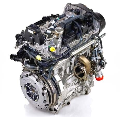 volvo-3-cylinder-drive-e-engine-rear-overhead-bare-1-600-001