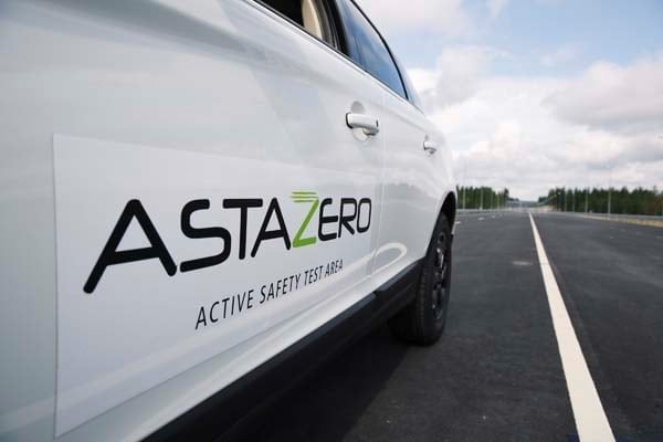 volvo-astaaero-32-600-001
