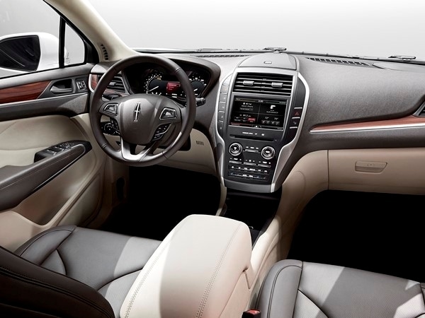 15lincolnmkc_29_hr-600-600-001