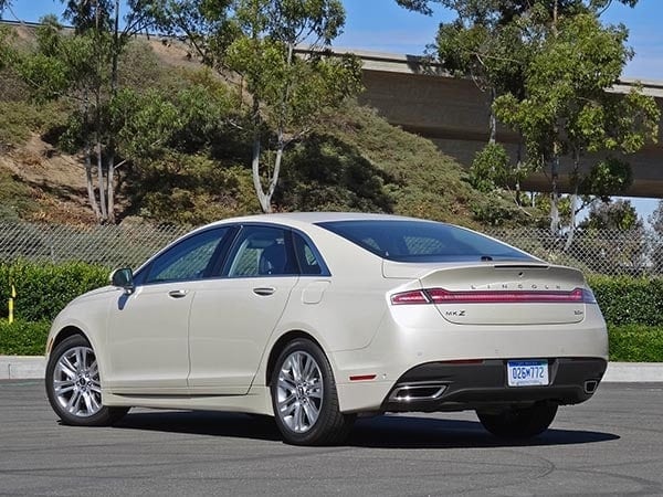 2014-lincoln-mkz-hybrid-exterior-04-600-001