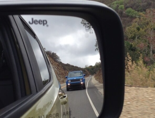 2015-jeep-renegade-19-600-001