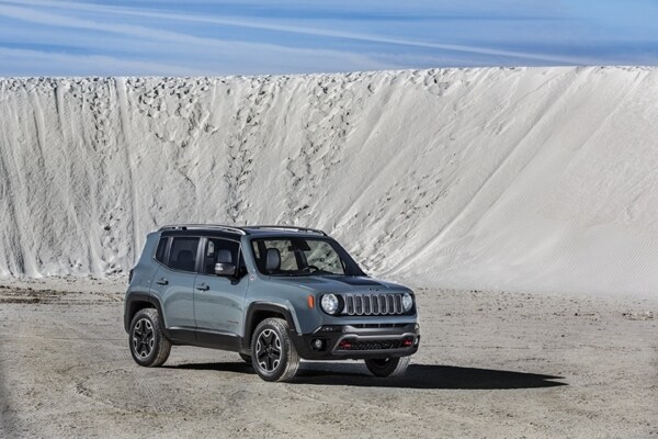 2015-jeep-renegade-33-600-001