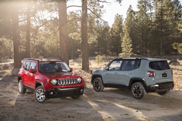 2015-jeep-renegade-37-600-001