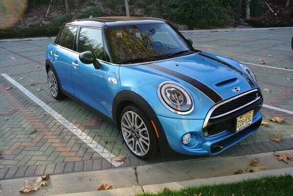 2015-mini-cooper-4-door-2-600-001