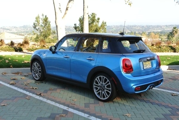 2015-mini-cooper-4-door-4-600-001