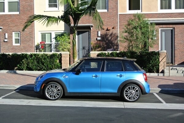 2015-mini-cooper-4-door-5-600-001