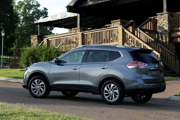 2015-nissan-rogue-7-600-001