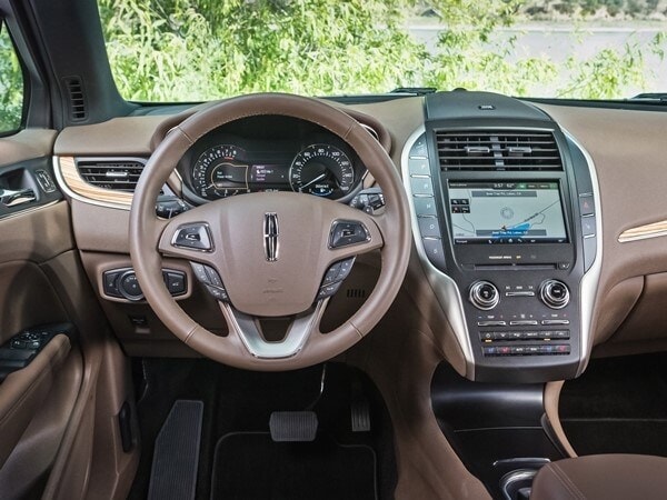 2015lincolnmkc_20_hr-600-600-001