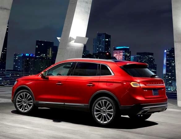 2016-lincoln-mkx-rear-static1-600-001