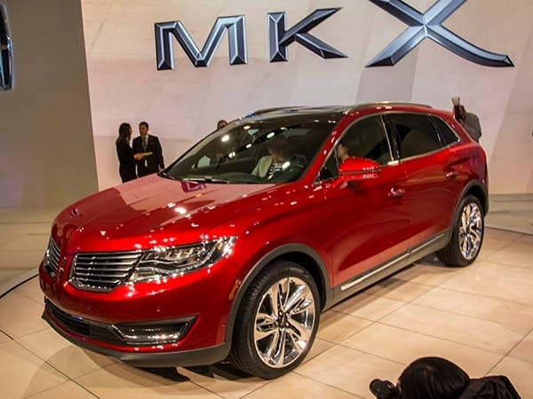 2016-lincoln-mkz-01-600-001