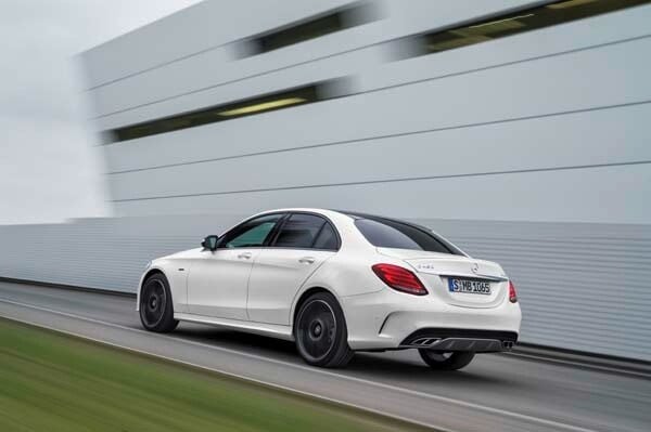 2016-mercedes-benz-c450-amg-4-600-001