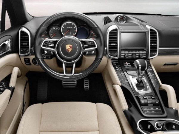 2016-porsche-cayenne-turbo-s-interior1-600-600-001