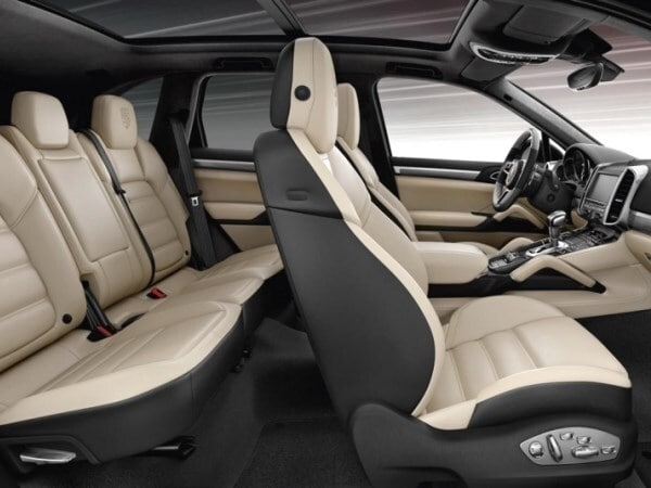2016-porsche-cayenne-turbo-s-interior2-600-600-001