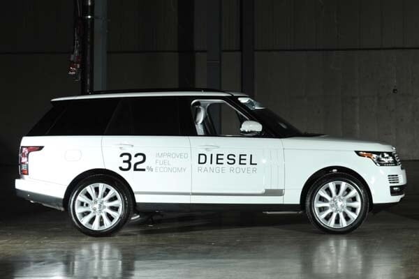 2016-range-rover-hse-td6-profile-static-600-001