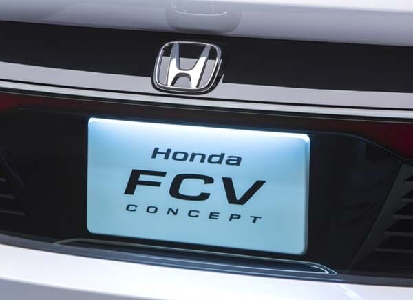 honda-fvc-concept-license-plate-detail1-600-001