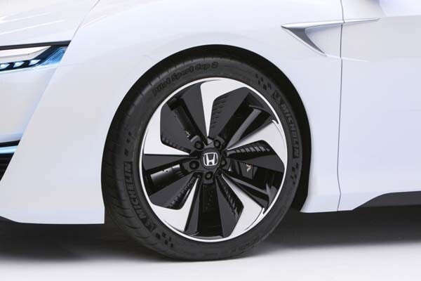 honda-fvc-concept-wheel-tire-detail1-600-001