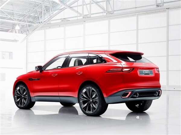 jag_c-x17_red_600-4-600-001