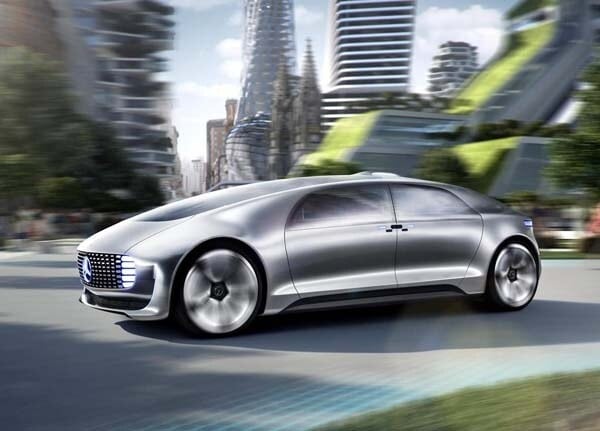 mercedes-benz-f015-concept-front-action2-600-001