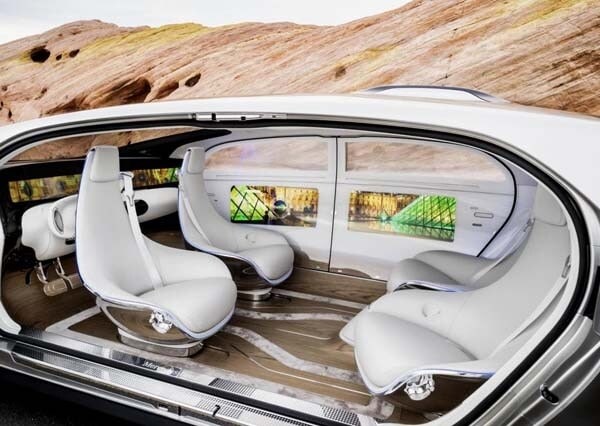 mercedes-benz-f015-concept-interior-doors-open-600-001