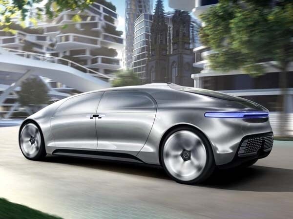 mercedes-benz-f015-concept-rear-action2-600-001
