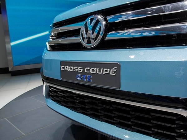 volkswagen-cross-coupe-concept-03-600-001