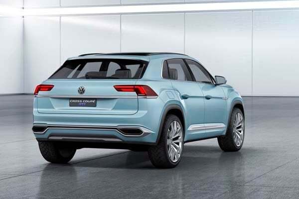 volkswagen-cross-coupe-gte-15-600-001