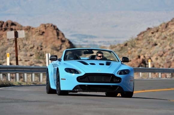 04-am-v12-vantage-s-roadster-blue-600-001