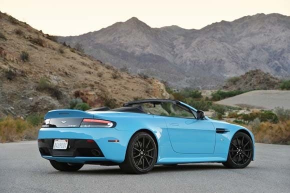 11-am-v12-vantage-s-roadster-blue-600-001