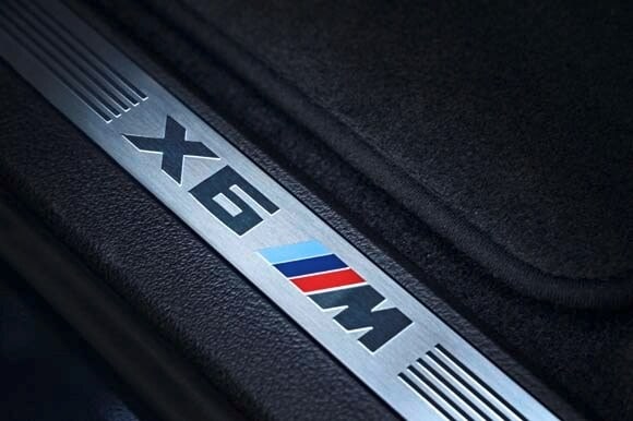 2015-bmw-x6-m-long-beach-blue-49-600-001