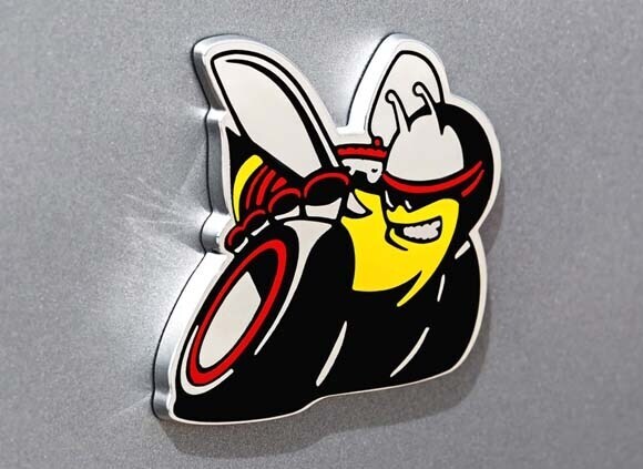2015-dodge-challenger-shaker-scat-pack-badge-600-001