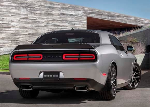 2015-dodge-challenger-shaker-scat-pack-rear-static3-600-001