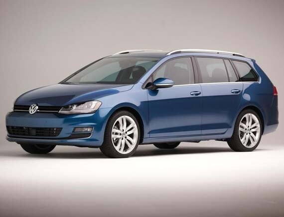 2015-golf-sportwagen-front-static1-600-001