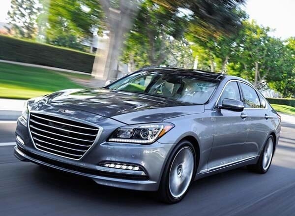 2015-hyundai-genesis-front-action1-600-001