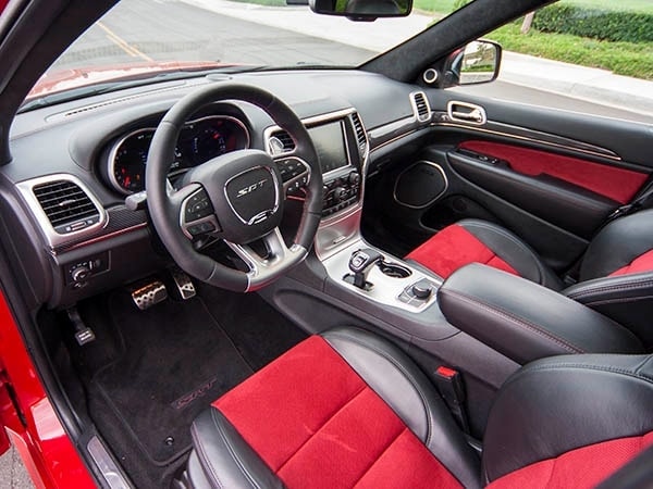 2015-jeep-grand-cherokee-srt-05-600-001