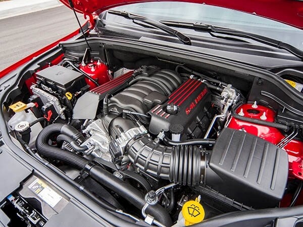 2015-jeep-grand-cherokee-srt-13-600-001