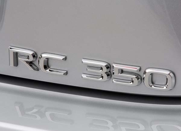 2015-lexus-rc-350-badge-600-001