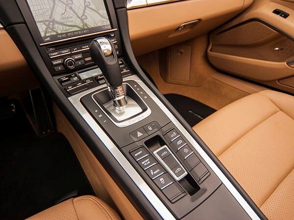 2015-porsche-911-targa-4s-07-600-001