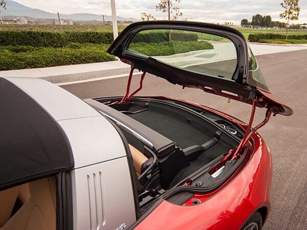 2015-porsche-911-targa-4s-15-600-001