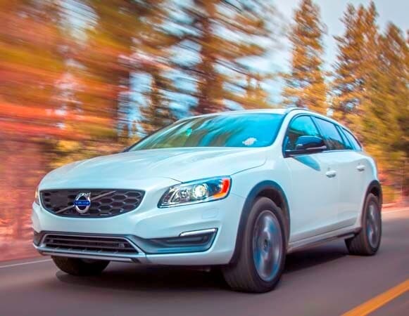2015-volvo-v60-cross-country-20-600-001