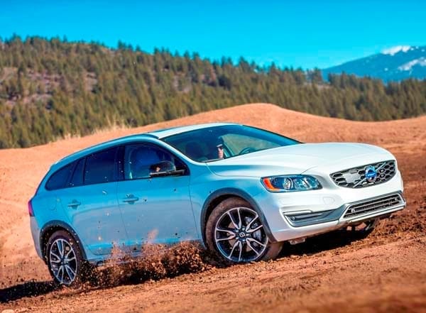2015-volvo-v60-cross-country-21-600-001