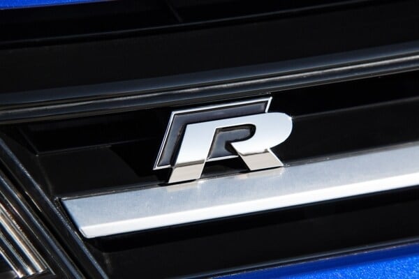 2015-vw-golf-r-17-600-001