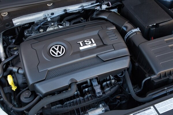 2015-vw-golf-r-22-600-001