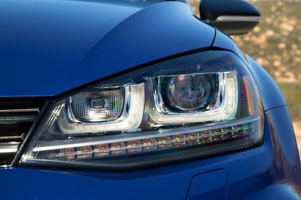 2015-vw-golf-r-25-600-001