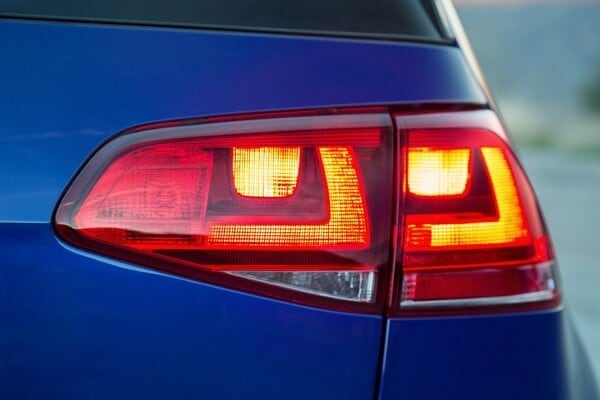 2015-vw-golf-r-36-600-001